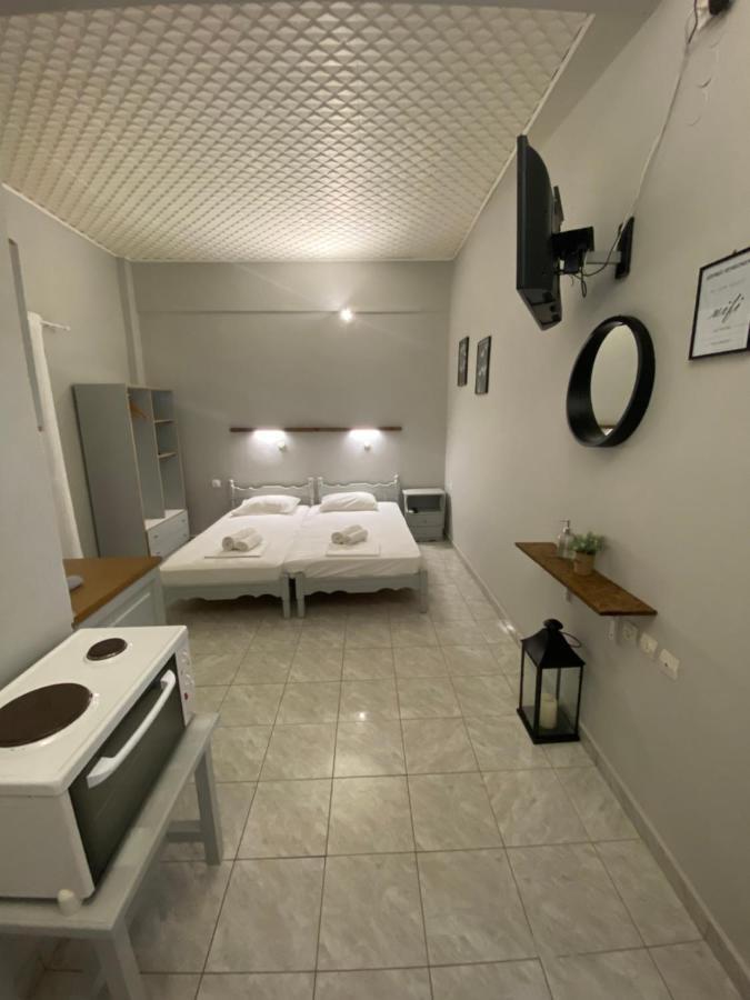 George Apartments Stoupa Exterior photo